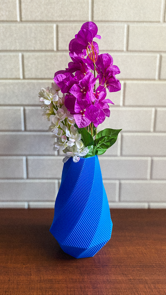 SELENE VASE 3 1920